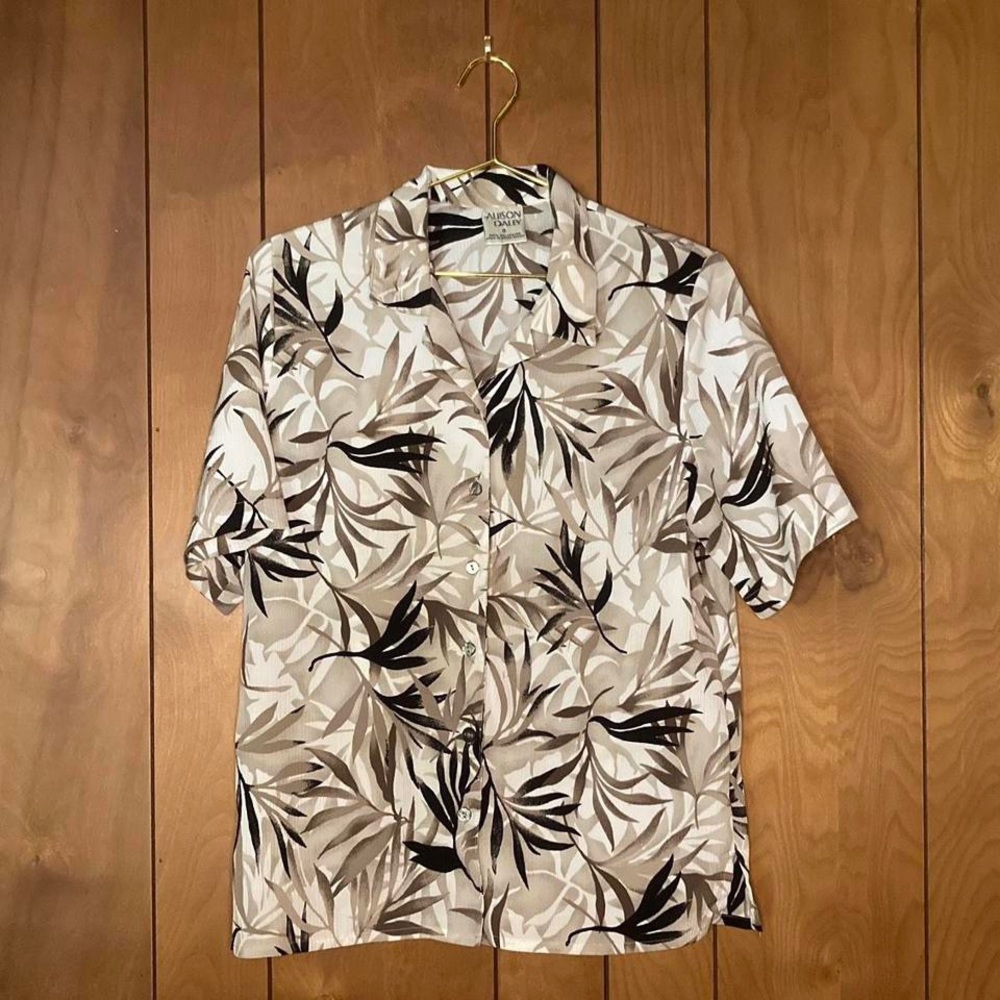 Vintage Allison Daley leafy blouse